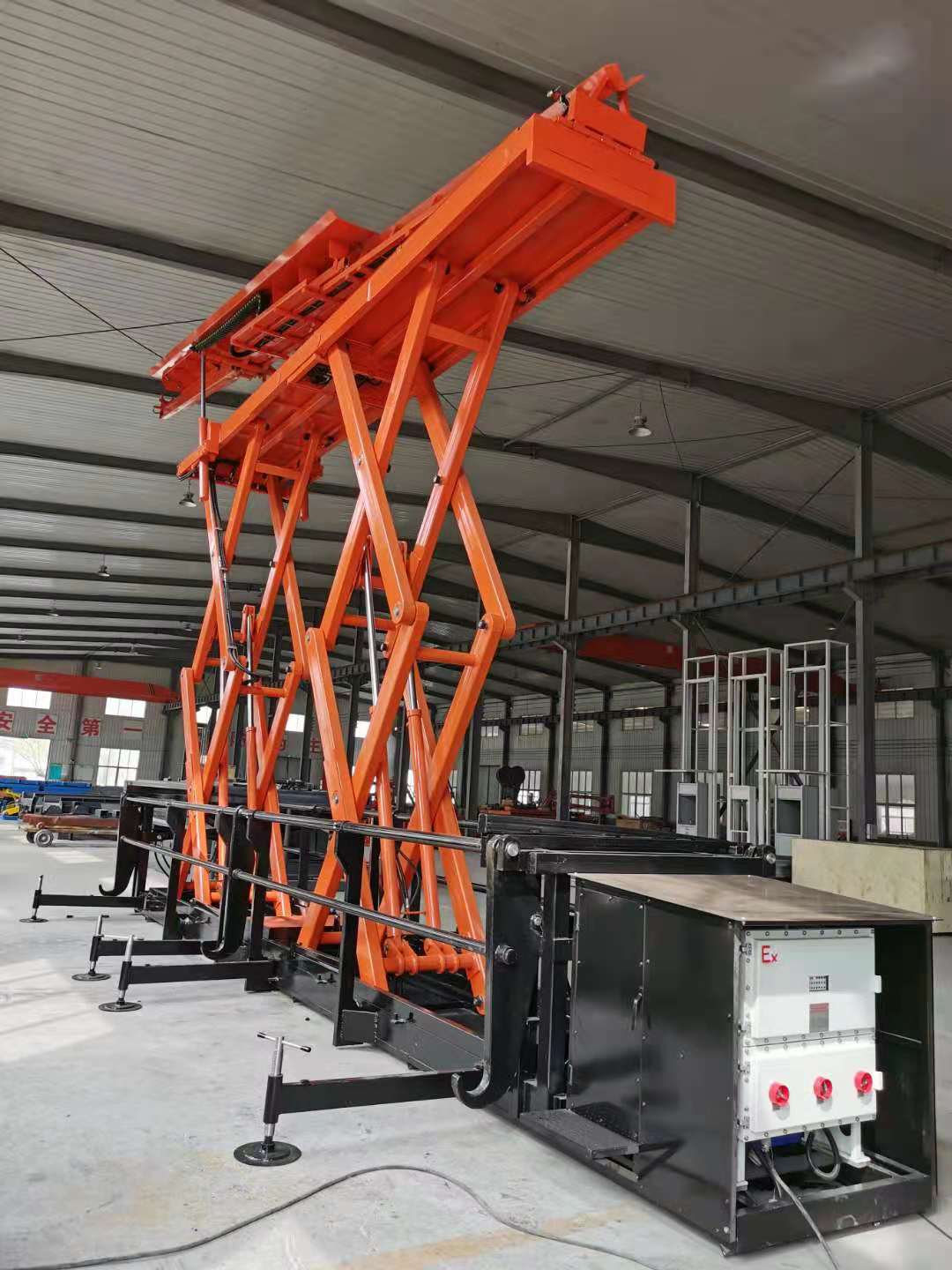 油田鉆井干升降架(點擊查看)